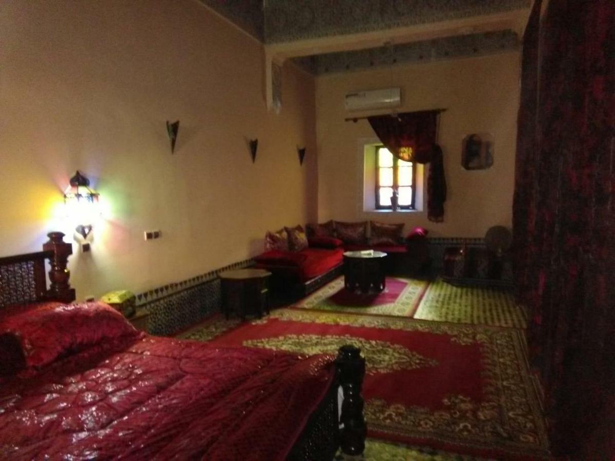 Готель Riad Yanis Мекнес Екстер'єр фото